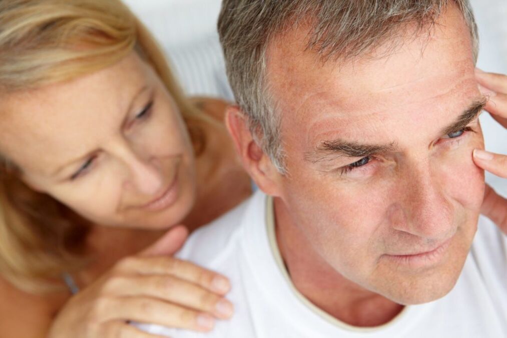 Frau und Mann mit Prostatitis